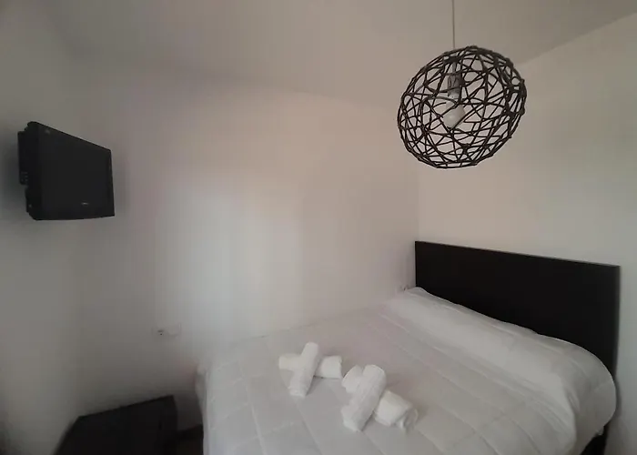 Enviveiro A Pie De Playa De Covas Ii *